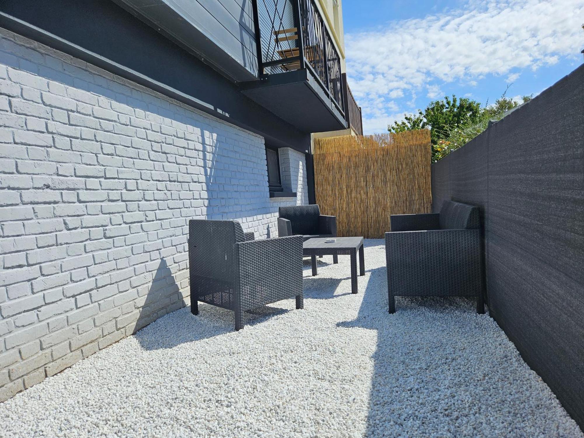 Maison Entiere Proche Plage Saint-Léonard Extérieur photo